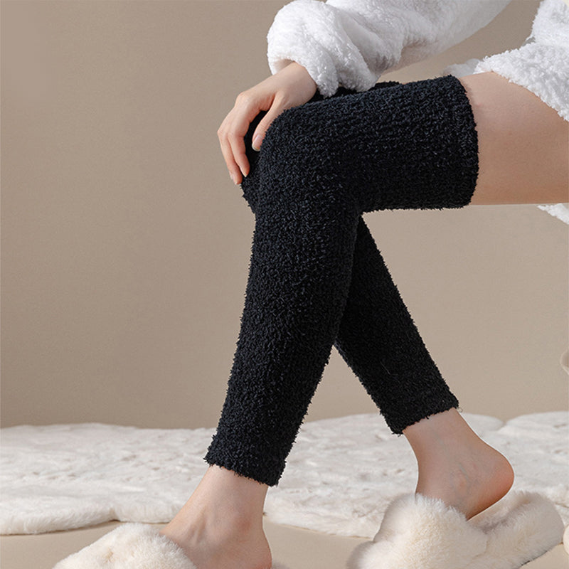 VM Warm Plush Socks