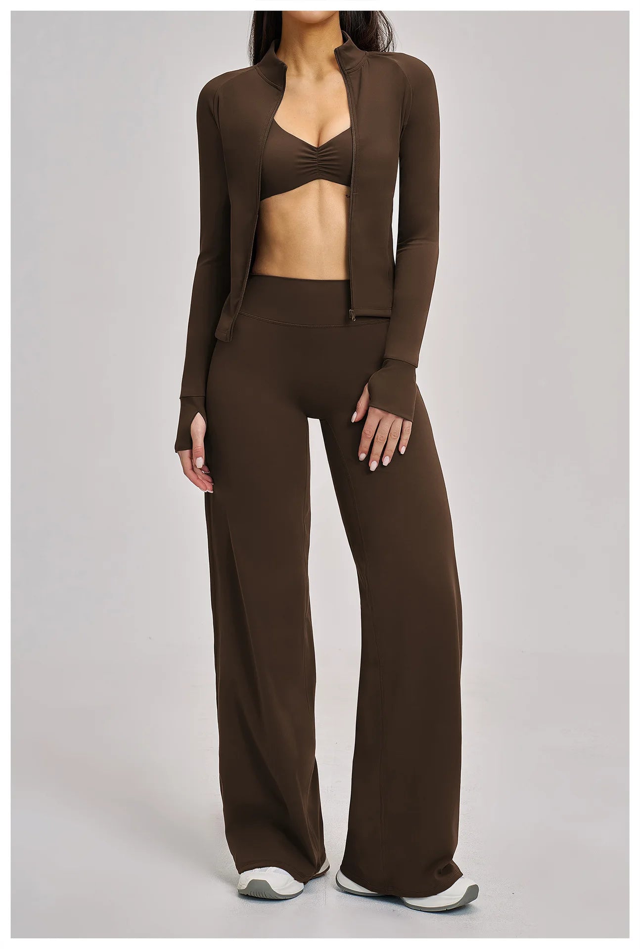 VM's Yoga Suit SPECIFICATIONSApplicable scenario: Running, fitness equipment, fitness, sports trends, cycling, extreme challenges, hiking, camping, dancingAppropriate season: Summer/Winter/Spring/AutumnBlocking: RegularBrand Name: NoEnName_NullCN: Guangdo