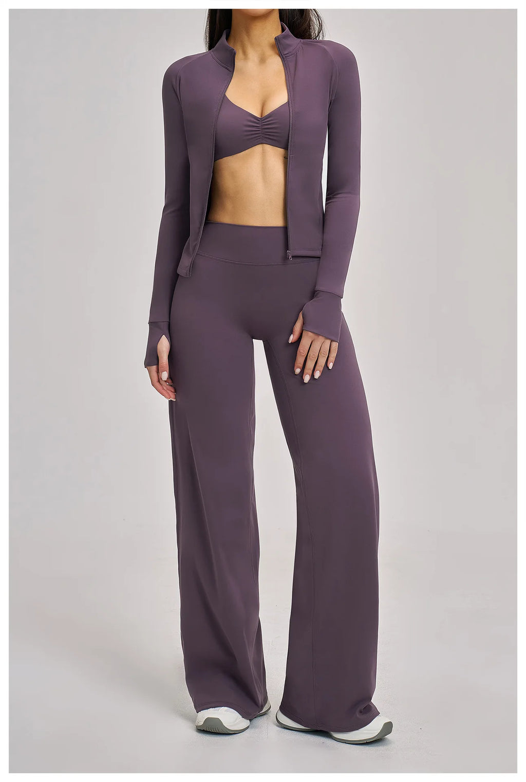 VM's Yoga Suit SPECIFICATIONSApplicable scenario: Running, fitness equipment, fitness, sports trends, cycling, extreme challenges, hiking, camping, dancingAppropriate season: Summer/Winter/Spring/AutumnBlocking: RegularBrand Name: NoEnName_NullCN: Guangdo