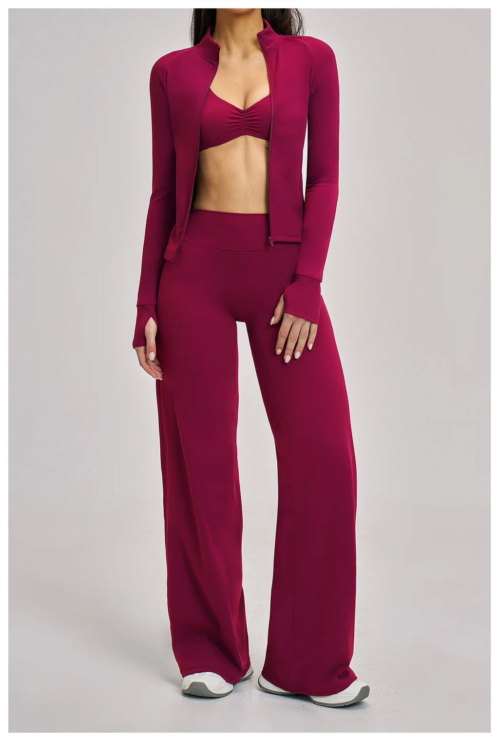 VM's Yoga Suit SPECIFICATIONSApplicable scenario: Running, fitness equipment, fitness, sports trends, cycling, extreme challenges, hiking, camping, dancingAppropriate season: Summer/Winter/Spring/AutumnBlocking: RegularBrand Name: NoEnName_NullCN: Guangdo