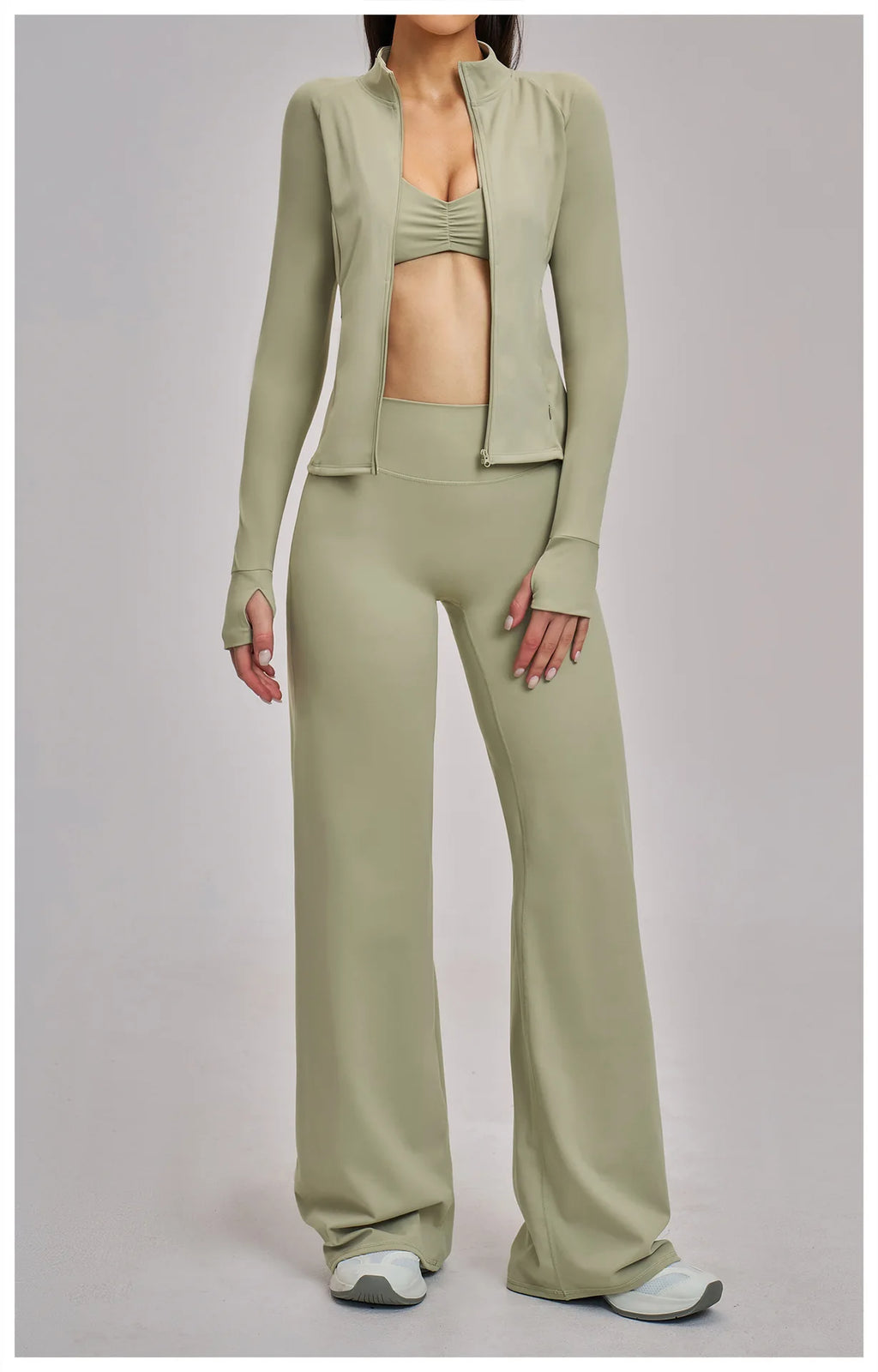 VM's Yoga Suit SPECIFICATIONSApplicable scenario: Running, fitness equipment, fitness, sports trends, cycling, extreme challenges, hiking, camping, dancingAppropriate season: Summer/Winter/Spring/AutumnBlocking: RegularBrand Name: NoEnName_NullCN: Guangdo