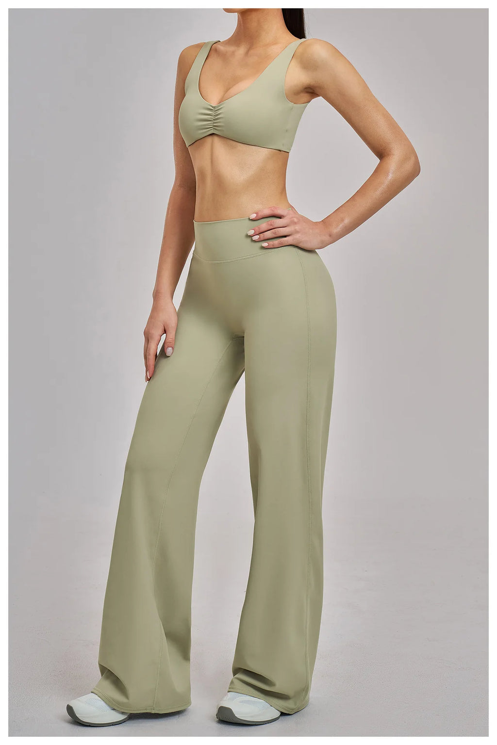 VM's Yoga Suit SPECIFICATIONSApplicable scenario: Running, fitness equipment, fitness, sports trends, cycling, extreme challenges, hiking, camping, dancingAppropriate season: Summer/Winter/Spring/AutumnBlocking: RegularBrand Name: NoEnName_NullCN: Guangdo