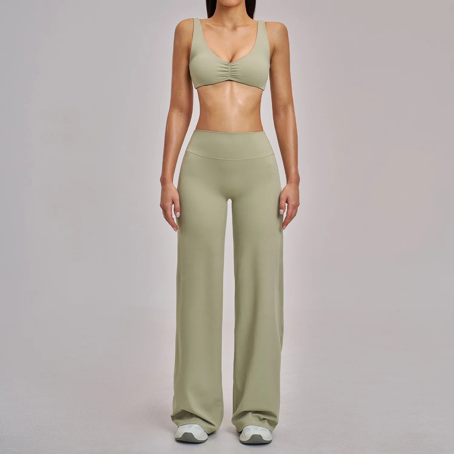 VM's Yoga Suit SPECIFICATIONSApplicable scenario: Running, fitness equipment, fitness, sports trends, cycling, extreme challenges, hiking, camping, dancingAppropriate season: Summer/Winter/Spring/AutumnBlocking: RegularBrand Name: NoEnName_NullCN: Guangdo