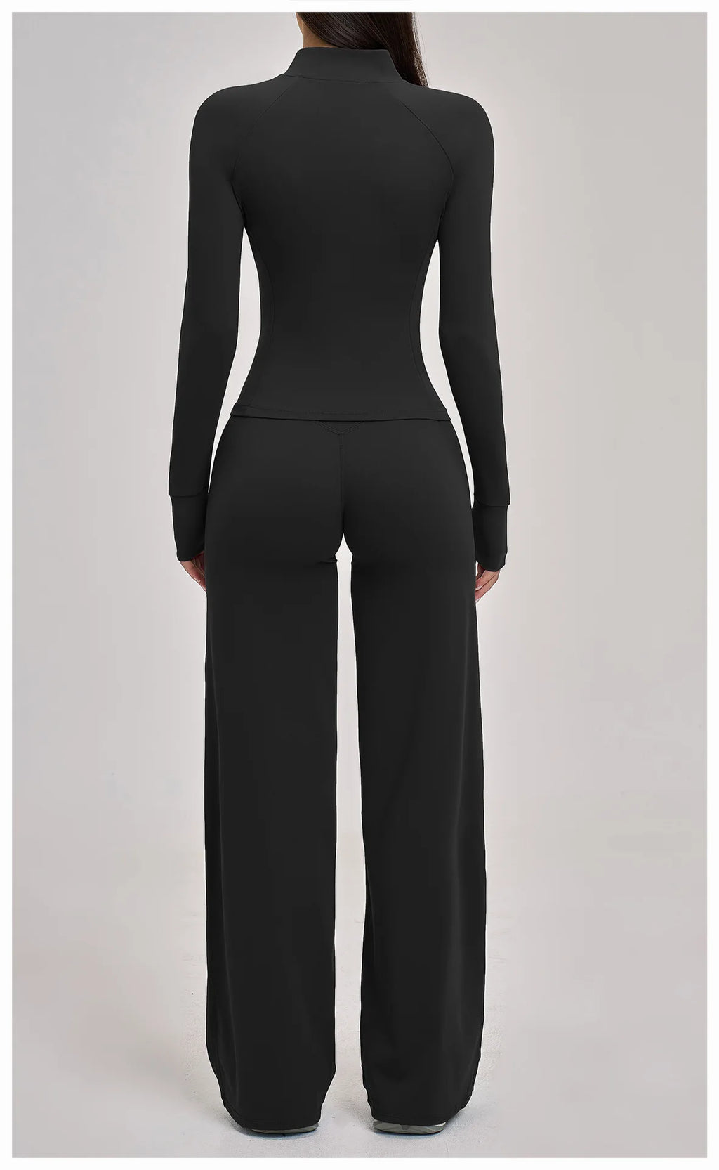 VM's Yoga Suit SPECIFICATIONSApplicable scenario: Running, fitness equipment, fitness, sports trends, cycling, extreme challenges, hiking, camping, dancingAppropriate season: Summer/Winter/Spring/AutumnBlocking: RegularBrand Name: NoEnName_NullCN: Guangdo