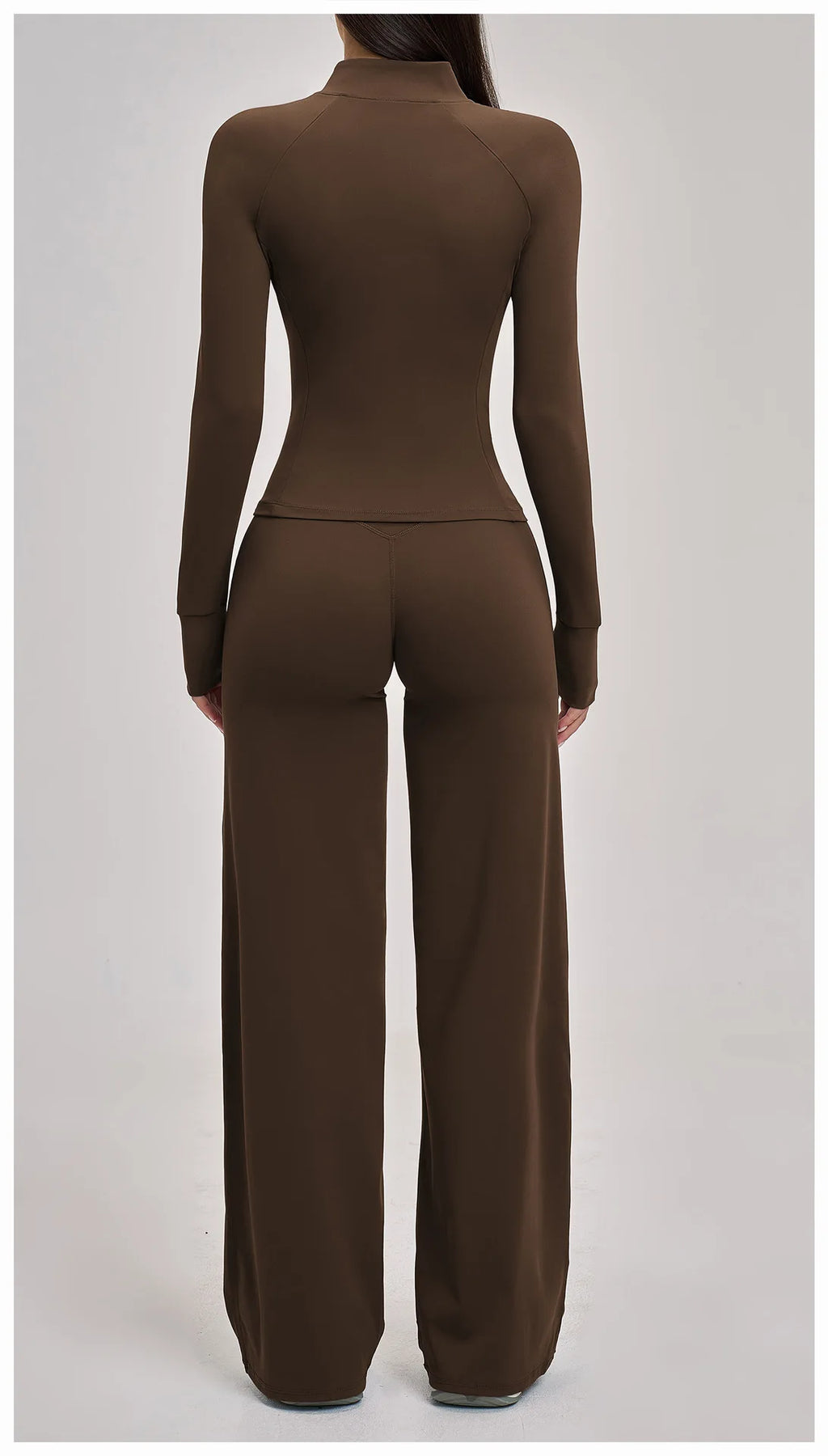 VM's Yoga Suit SPECIFICATIONSApplicable scenario: Running, fitness equipment, fitness, sports trends, cycling, extreme challenges, hiking, camping, dancingAppropriate season: Summer/Winter/Spring/AutumnBlocking: RegularBrand Name: NoEnName_NullCN: Guangdo