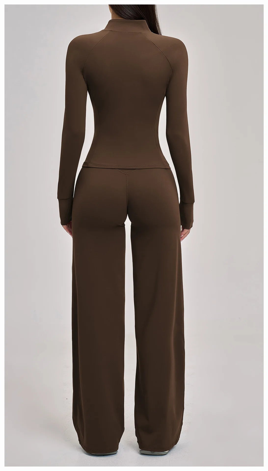 VM's Yoga Suit SPECIFICATIONSApplicable scenario: Running, fitness equipment, fitness, sports trends, cycling, extreme challenges, hiking, camping, dancingAppropriate season: Summer/Winter/Spring/AutumnBlocking: RegularBrand Name: NoEnName_NullCN: Guangdo