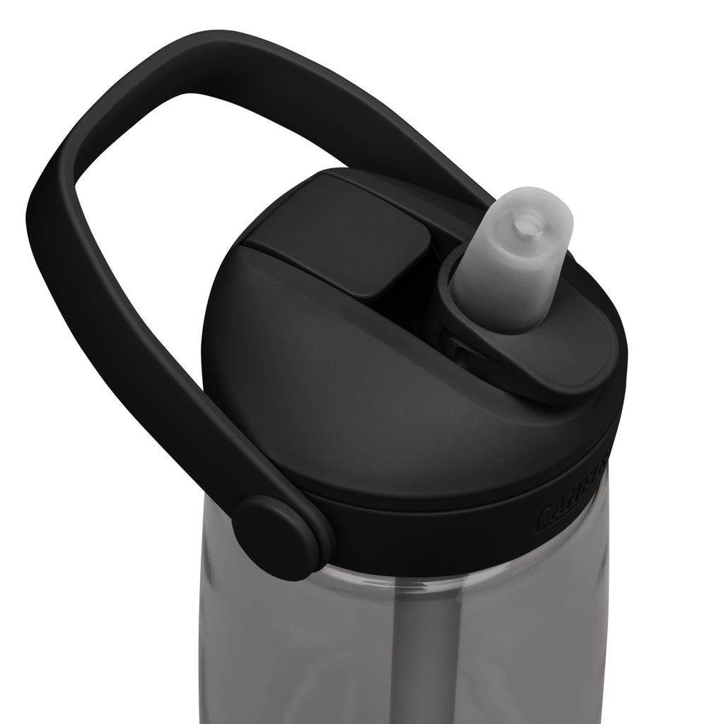 VM Flip Straw Water Bottle Stay hydrated in style with this flip straw water bottle, made from 50% recycled plastic. Resistant to stains, shattering, and odors, it keeps your drinks fresh, while the leak-proof cover and bite valve prevent spills. This ext