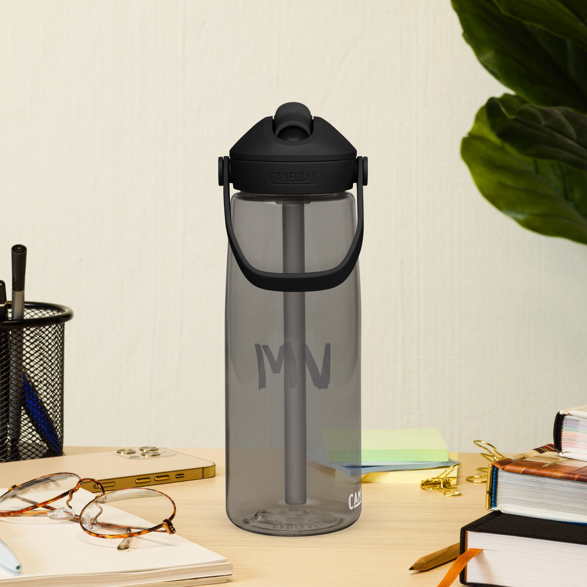 VM Flip Straw Water Bottle Stay hydrated in style with this flip straw water bottle, made from 50% recycled plastic. Resistant to stains, shattering, and odors, it keeps your drinks fresh, while the leak-proof cover and bite valve prevent spills. This ext