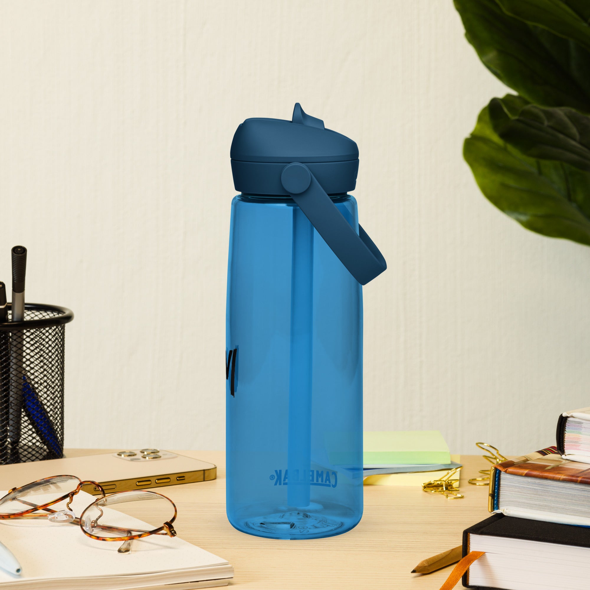 VM Flip Straw Water Bottle Stay hydrated in style with this flip straw water bottle, made from 50% recycled plastic. Resistant to stains, shattering, and odors, it keeps your drinks fresh, while the leak-proof cover and bite valve prevent spills. This ext