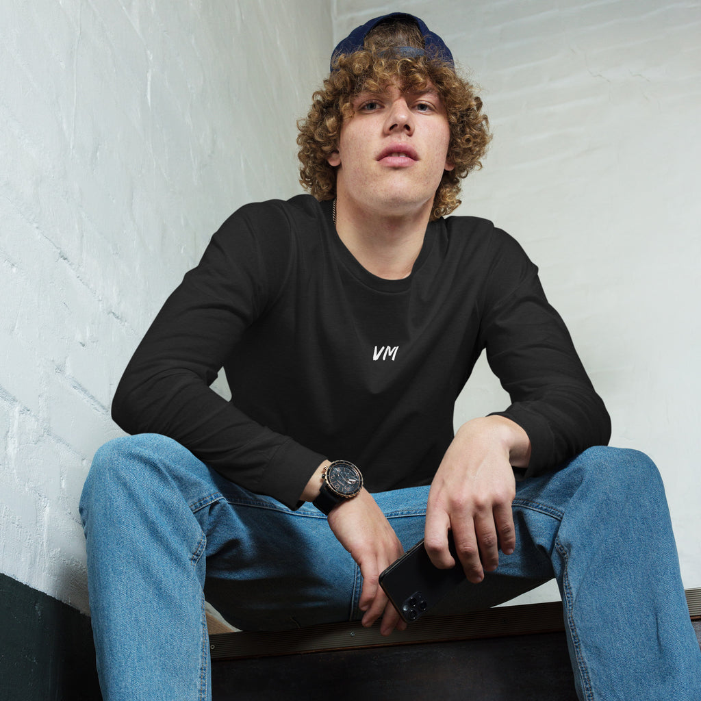 VM Unisex Long Sleeve Tee Enrich your wardrobe with a versatile long sleeve tee. For a casual look, combine it with your favorite jeans, and layer it with a button-up shirt, a zip-up hoodie, or a snazzy jacket. Dress it up with formal trousers or chinos t