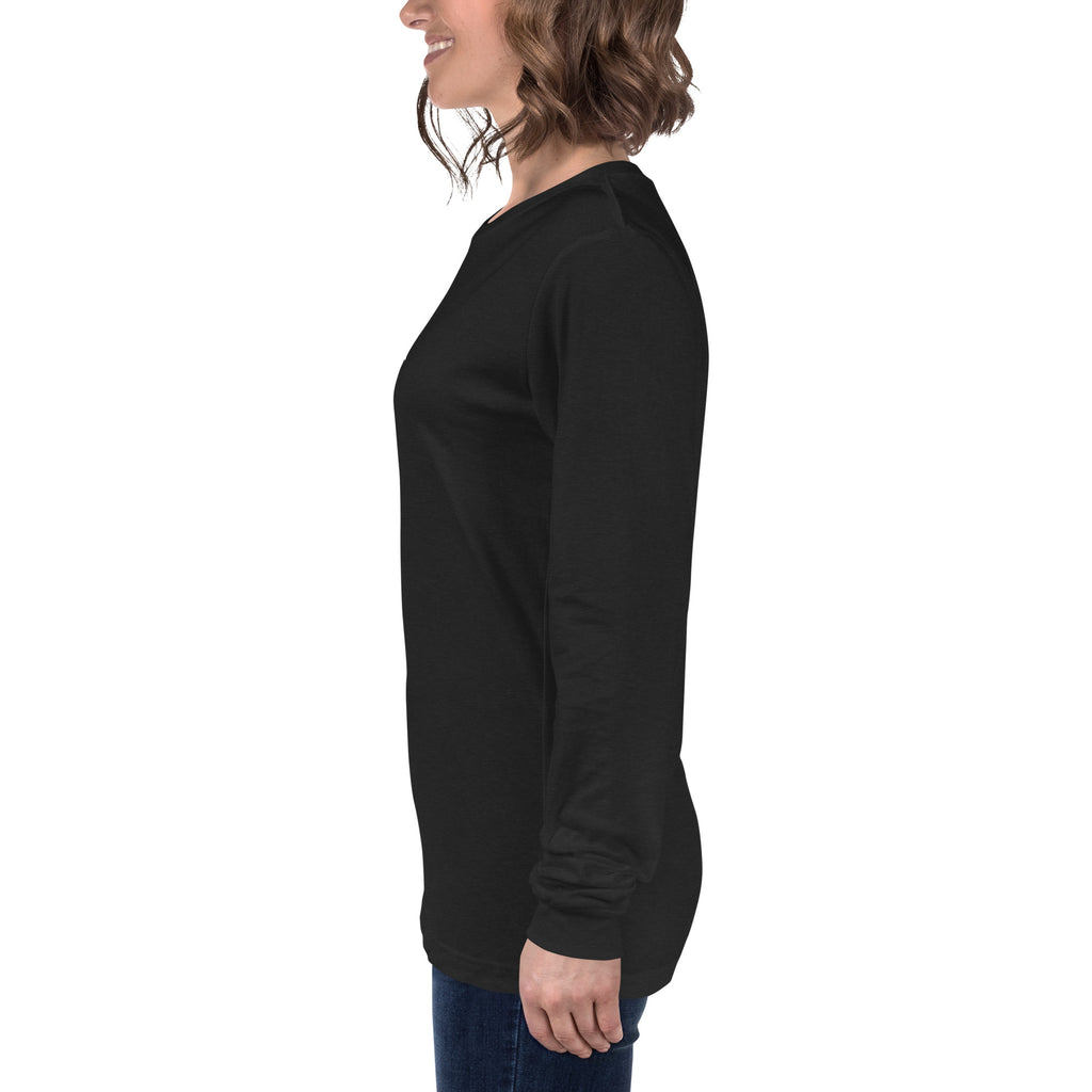 VM Unisex Long Sleeve Tee Enrich your wardrobe with a versatile long sleeve tee. For a casual look, combine it with your favorite jeans, and layer it with a button-up shirt, a zip-up hoodie, or a snazzy jacket. Dress it up with formal trousers or chinos t
